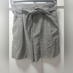 Zara black and white Bermuda shorts with tie knot women's